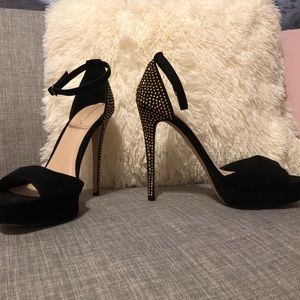 Aldo Women’s Platform Suede Size 10/41